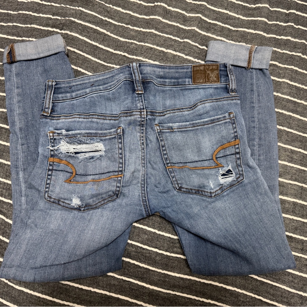 American Eagle Outfitters distressed Jegging Crop denim